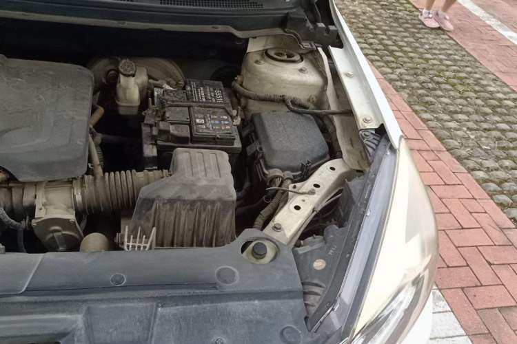 Used Dongfeng Aeolus A60 2016 1.5L Automatic Luxury Version Engine Bay Left