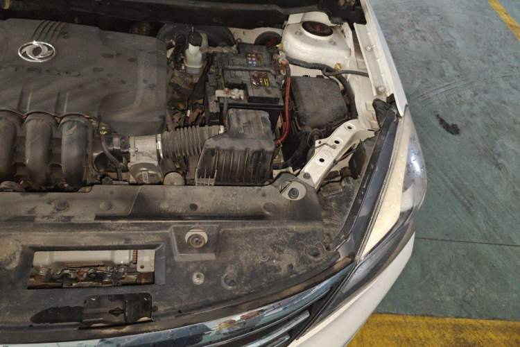 Used Dongfeng Aeolus A60 2016 1.5L Manual Luxury Model Engine Bay Left