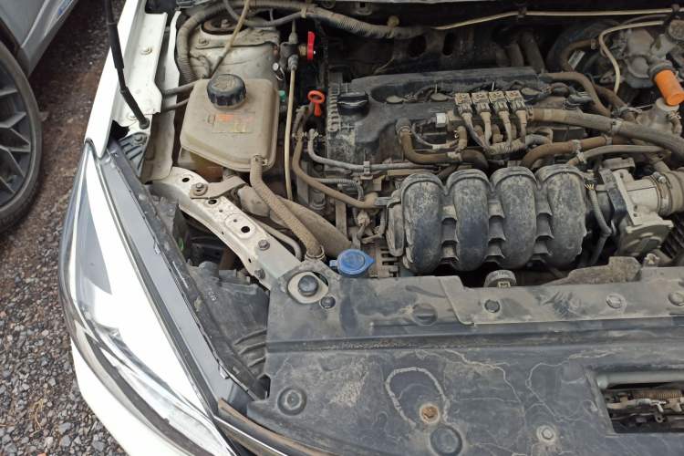 Used Dongfeng Aeolus A60 2016 1.5L Manual Luxury Model Engine Bay Right