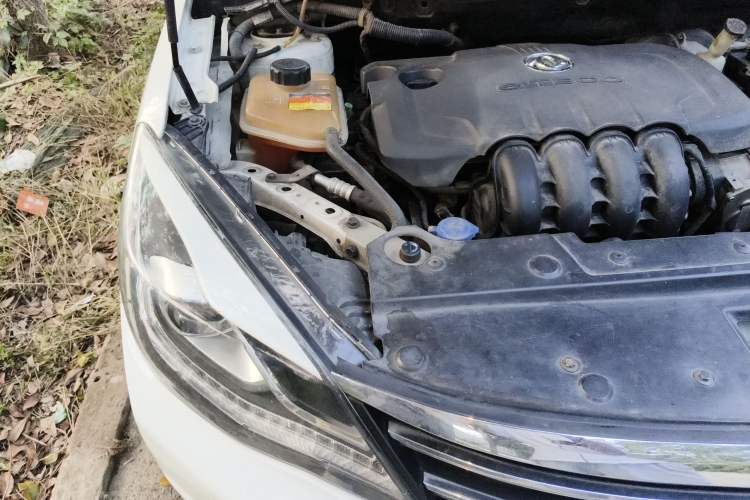 Used Dongfeng Aeolus A60 2016 1.5L Manual Luxury Model Engine Bay Right