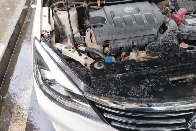 Used Dongfeng Aeolus A60 2016 1.6L Automatic Luxury Model Engine Bay Right