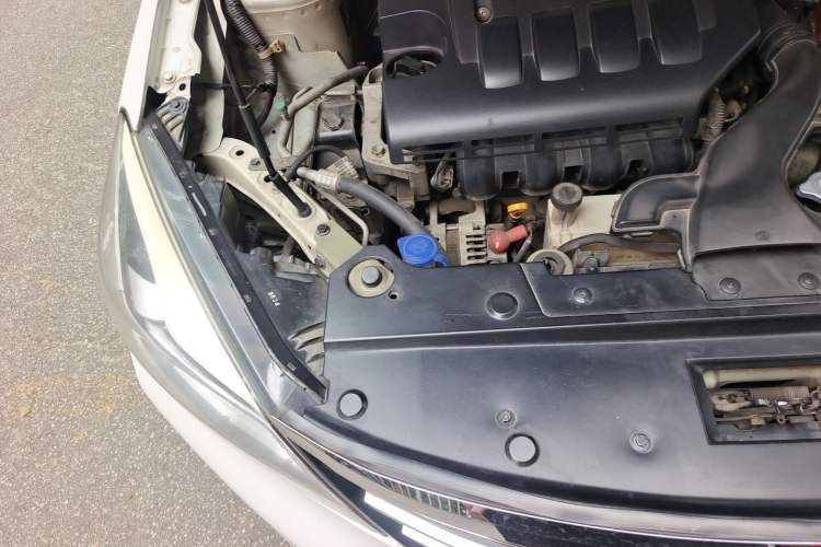 Used Dongfeng Aeolus A60 2016 1.6L Automatic Luxury Model Engine Bay Right