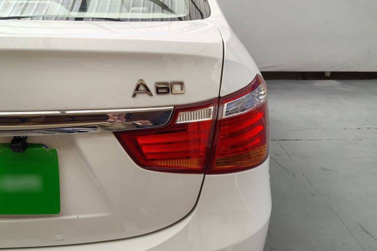 Used Dongfeng Aeolus A60 2016 1.6L Automatic Luxury Model Exterior 12
