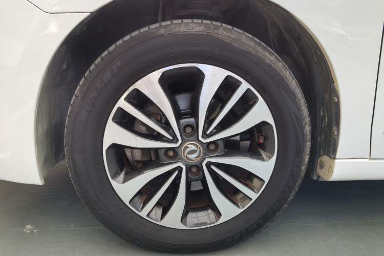 Used Dongfeng Aeolus A60 2016 1.6L Automatic Luxury Model Exterior 4