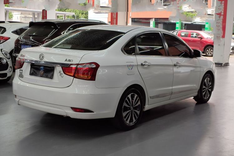 Used Dongfeng Aeolus A60 2016 1.5L Manual Luxury Version Exterior 5
