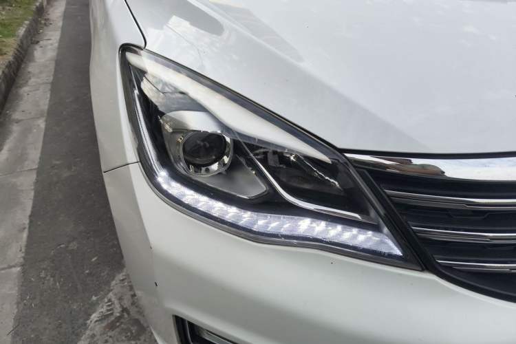 Used Dongfeng Aeolus A60 2016 1.5L Automatic Luxury Version Exterior 6