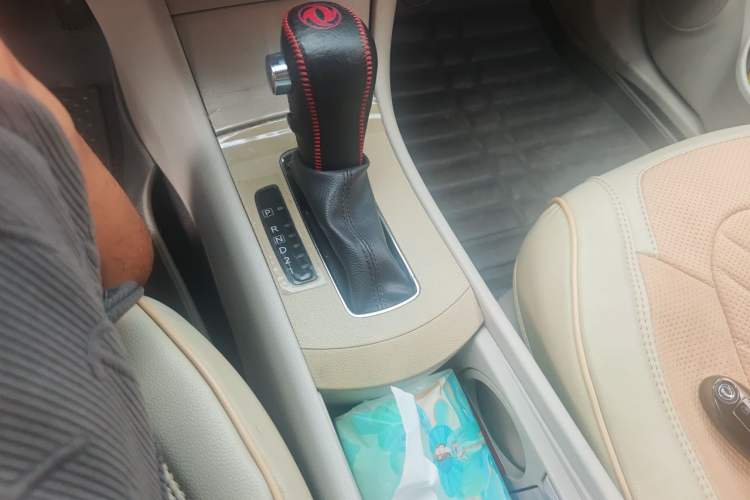 Used Dongfeng Aeolus A60 2016 1.6L Automatic Luxury Model Gear Lever