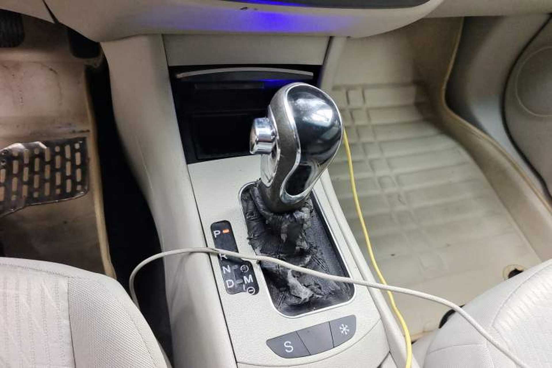 Used Dongfeng Aeolus A60 2016 1.5L Automatic Luxury Version Gear Lever