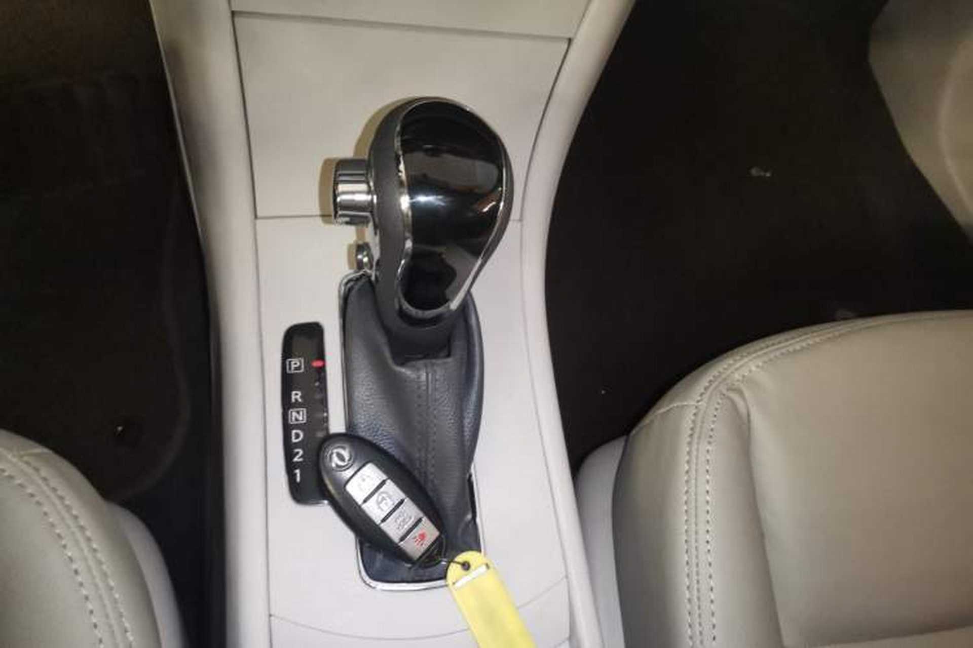 Used Dongfeng Aeolus A60 2016 1.6L Automatic Luxury Model Gear Lever