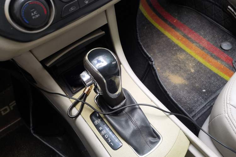 Used Dongfeng Aeolus A60 2016 1.6L Automatic Luxury Model Gear Lever