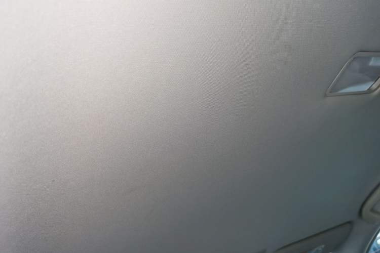 Used Dongfeng Aeolus A60 2016 1.6L Automatic Luxury Model Headliner