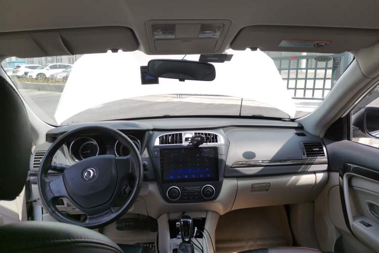 Used Dongfeng Aeolus A60 2016 1.6L Automatic Luxury Model Headliner