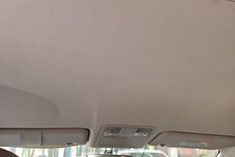 Used Dongfeng Aeolus A60 2016 1.6L Automatic Luxury Model Headliner
