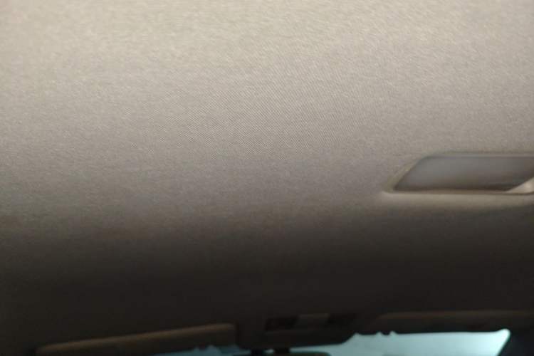Used Dongfeng Aeolus A60 2016 1.5L Manual Luxury Model Headliner
