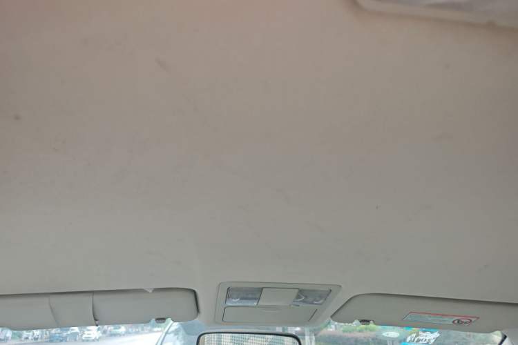 Used Dongfeng Aeolus A60 2016 1.5L Manual Luxury Model Headliner