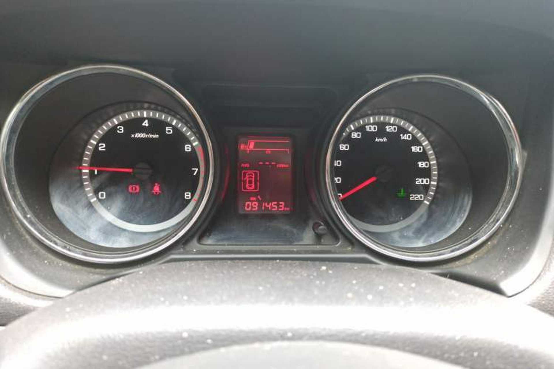Used Dongfeng Aeolus A60 2016 1.5L Manual Luxury Model Instrument Cluster