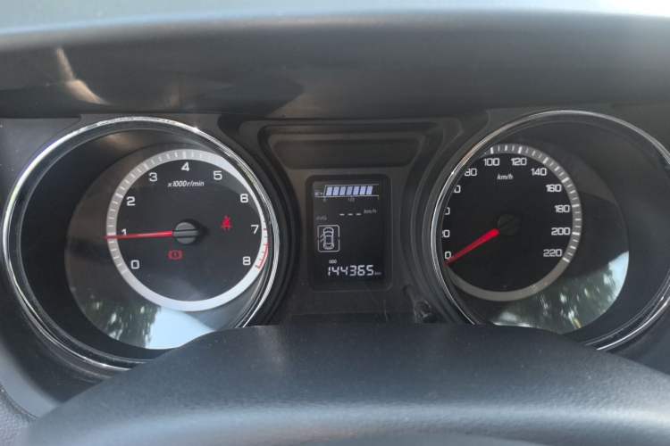 Used Dongfeng Aeolus A60 2016 1.5L Manual Luxury Model Instrument Cluster