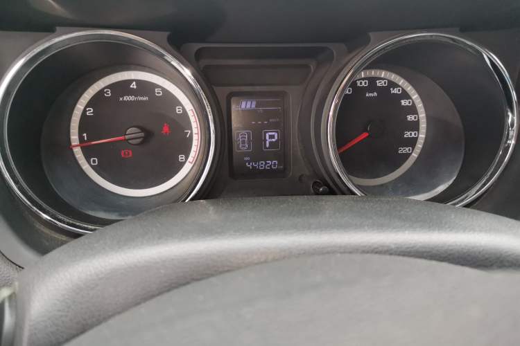 Used Dongfeng Aeolus A60 2016 1.6L Automatic Luxury Model Instrument Cluster