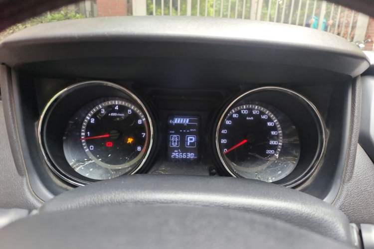 Used Dongfeng Aeolus A60 2016 1.6L Automatic Luxury Model Instrument Cluster