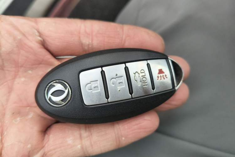 Used Dongfeng Aeolus A60 2016 1.5L Automatic Luxury Version Interior 1