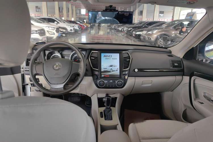 Used Dongfeng Aeolus A60 2016 1.6L Automatic Luxury Model Interior 3