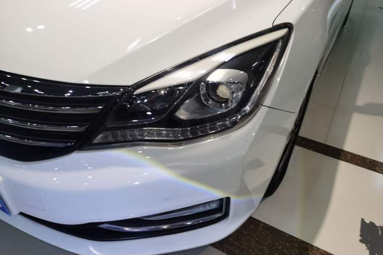 Used Dongfeng Aeolus A60 2016 1.6L DCT Luxury Version Left Front Headlight