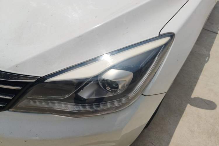Used Dongfeng Aeolus A60 2016 1.5L Automatic Luxury Version Left Front Headlight