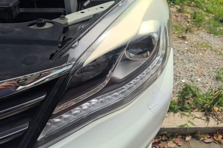 Used Dongfeng Aeolus A60 2016 1.6L Automatic Luxury Model Left Front Headlight