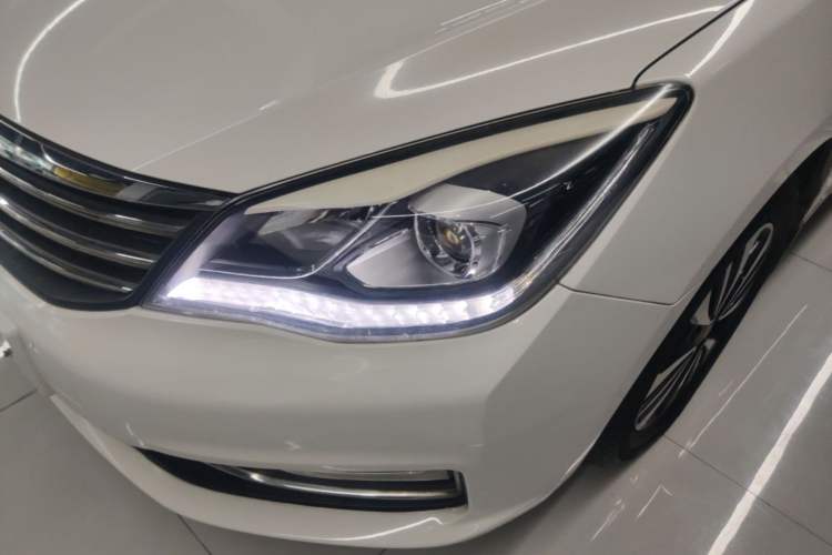 Used Dongfeng Aeolus A60 2016 1.6L Automatic Luxury Model Left Front Headlight