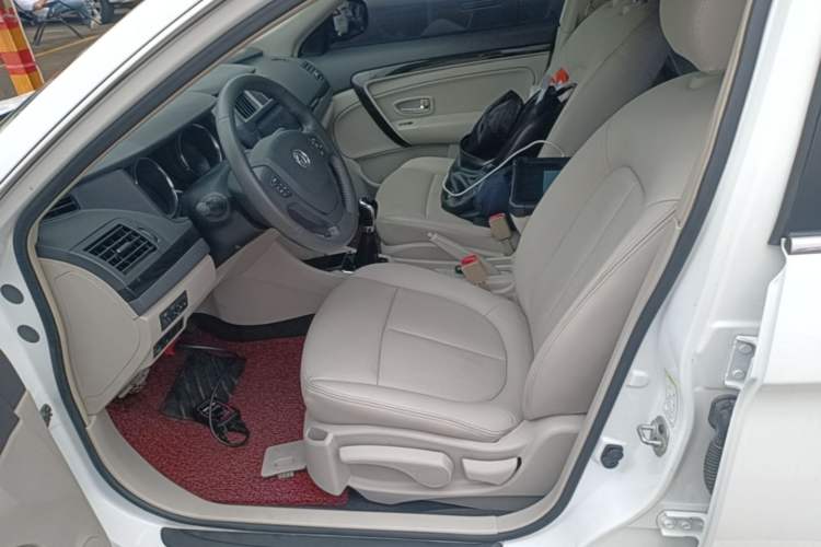 Used Dongfeng Aeolus A60 2016 1.5L Manual Luxury Version Left Front Seat