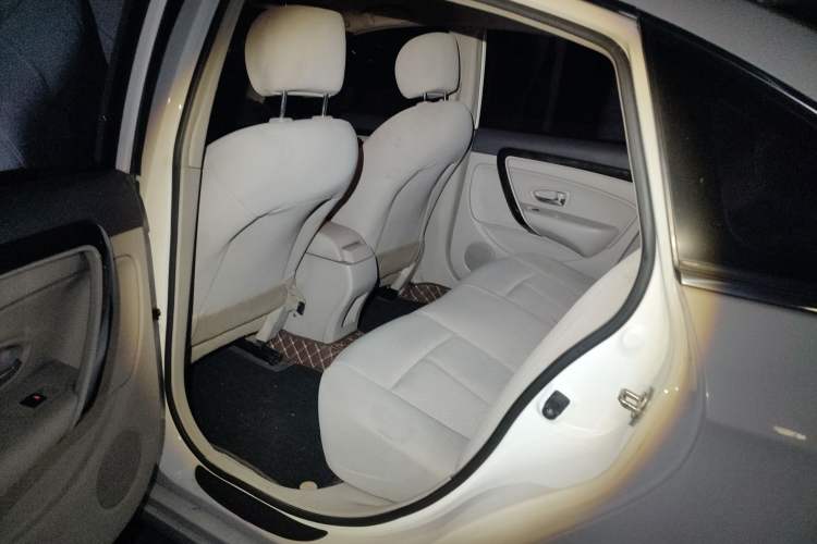 Used Dongfeng Aeolus A60 2016 1.4T Manual Luxury Model Left Rear Seat