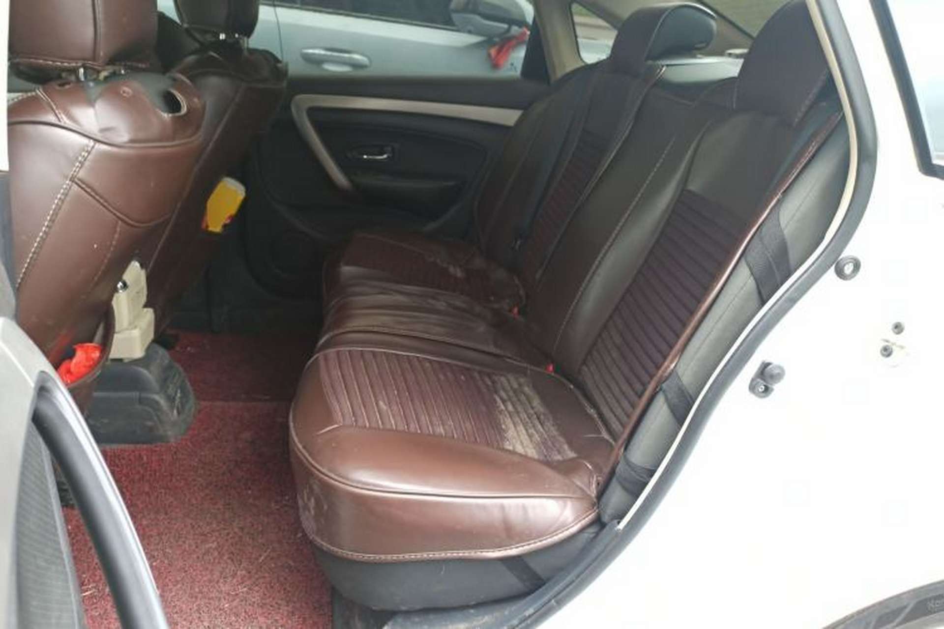 Used Dongfeng Aeolus A60 2016 1.5L Manual Luxury Model Left Rear Seat