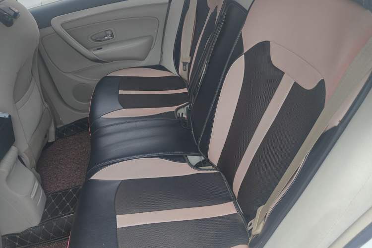 Used Dongfeng Aeolus A60 2016 1.5L Automatic Luxury Version Left Rear Seat