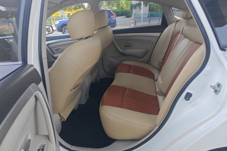 Used Dongfeng Aeolus A60 2016 1.5L Manual Luxury Model Left Rear Seat