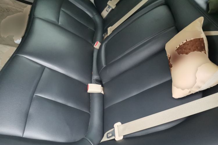 Used Dongfeng Aeolus A60 2016 1.6L Automatic Luxury Model Left Rear Seat