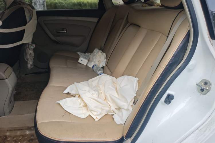 Used Dongfeng Aeolus A60 2016 1.5L Manual Luxury Model Left Rear Seat