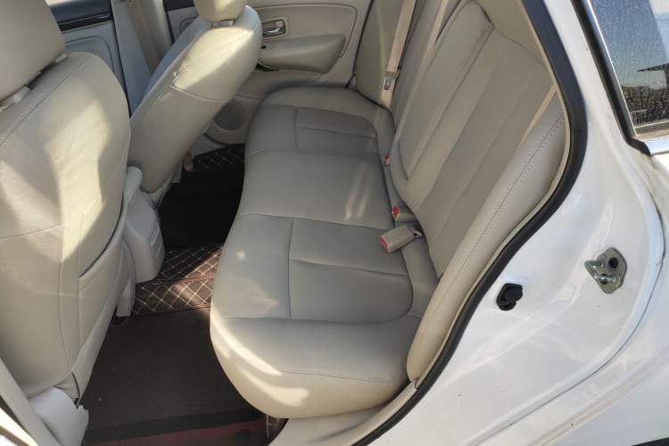 Used Dongfeng Aeolus A60 2016 1.6L DCT Luxury Edition Left Rear Seat