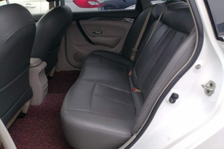 Used Dongfeng Aeolus A60 2016 1.6L Automatic Luxury Model Left Rear Seat