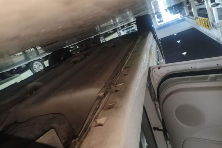 Used Dongfeng Aeolus A60 2016 1.5L Manual Luxury Version Left Side Sill