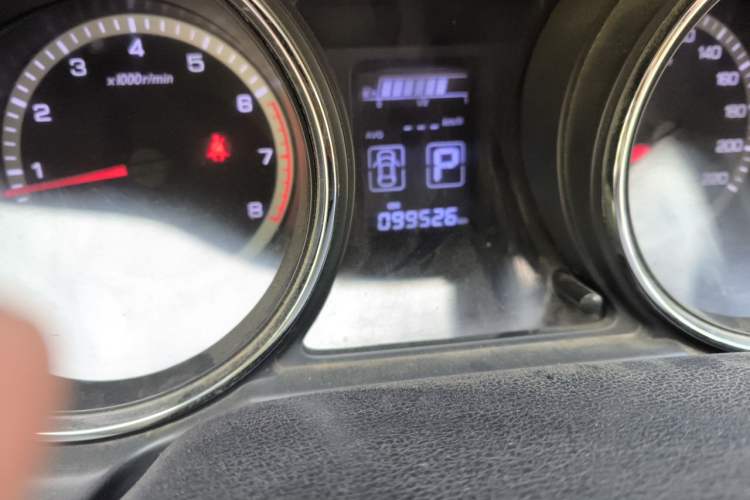 Used Dongfeng Aeolus A60 2016 1.5L Automatic Luxury Version Odometer Close Up