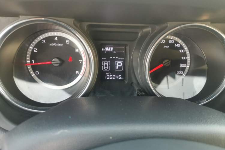 Used Dongfeng Aeolus A60 2016 1.6L Automatic Luxury Model Odometer Close Up