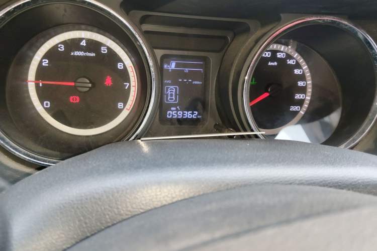 Used Dongfeng Aeolus A60 2016 1.5L Manual Luxury Version Odometer Close Up