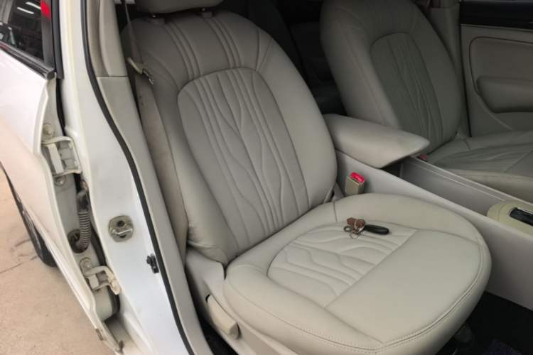 Used Dongfeng Aeolus A60 2016 1.6L Automatic Luxury Model Right Front Seat