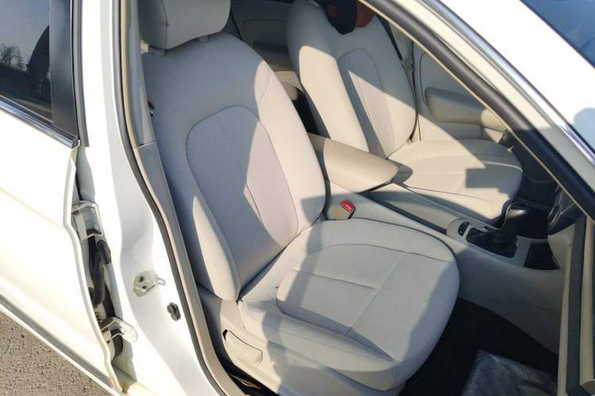 Used Dongfeng Aeolus A60 2016 1.5L Automatic Luxury Version Right Front Seat