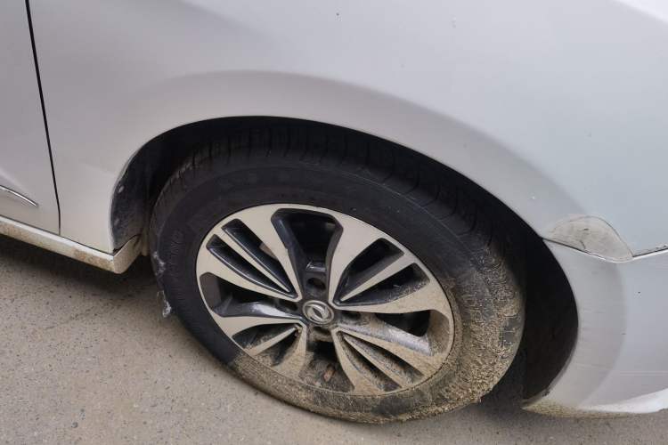Used Dongfeng Aeolus A60 2016 1.6L Automatic Luxury Model Right Front Wheel Hub