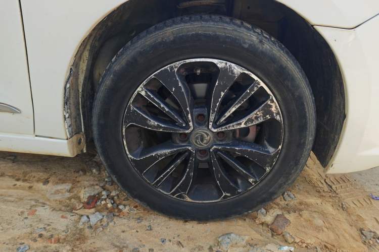 Used Dongfeng Aeolus A60 2016 1.6L Automatic Luxury Model Right Front Wheel Hub