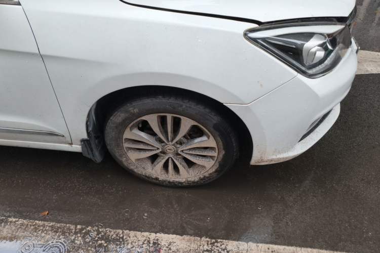 Used Dongfeng Aeolus A60 2016 1.6L Automatic Luxury Model Right Front Wheel Hub