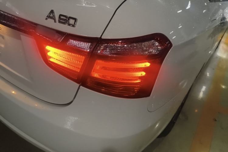 Used Dongfeng Aeolus A60 2016 1.5L Manual Luxury Version Right Rear Taillight