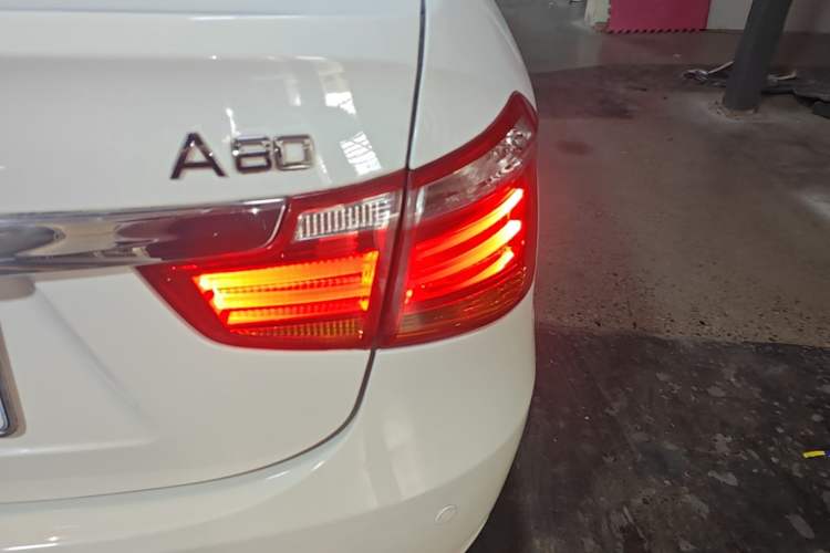 Used Dongfeng Aeolus A60 2016 1.6L Automatic Luxury Model Right Rear Taillight