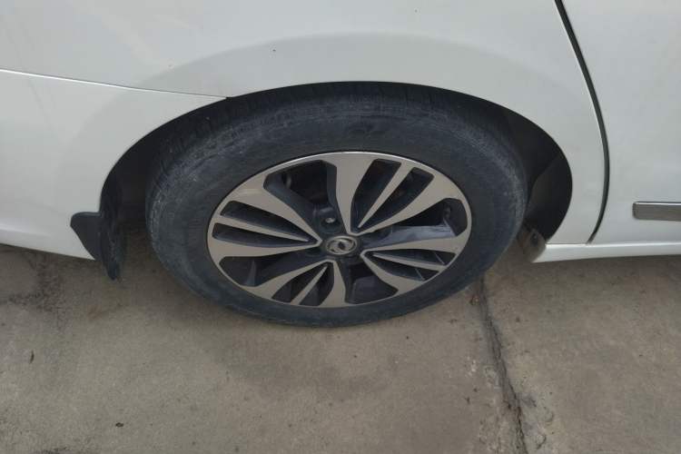 Used Dongfeng Aeolus A60 2016 1.4T Manual Luxury Model Right Rear Wheel Hub
